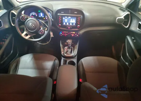2020 Kia Soul Lx z USA, uszkodzony, nr VIN KNDJ23AU4L7013251